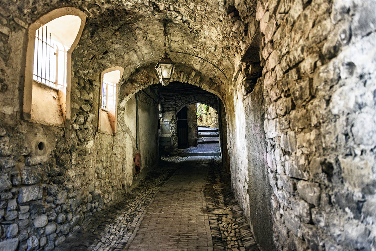 Vicoli di Taggia 4